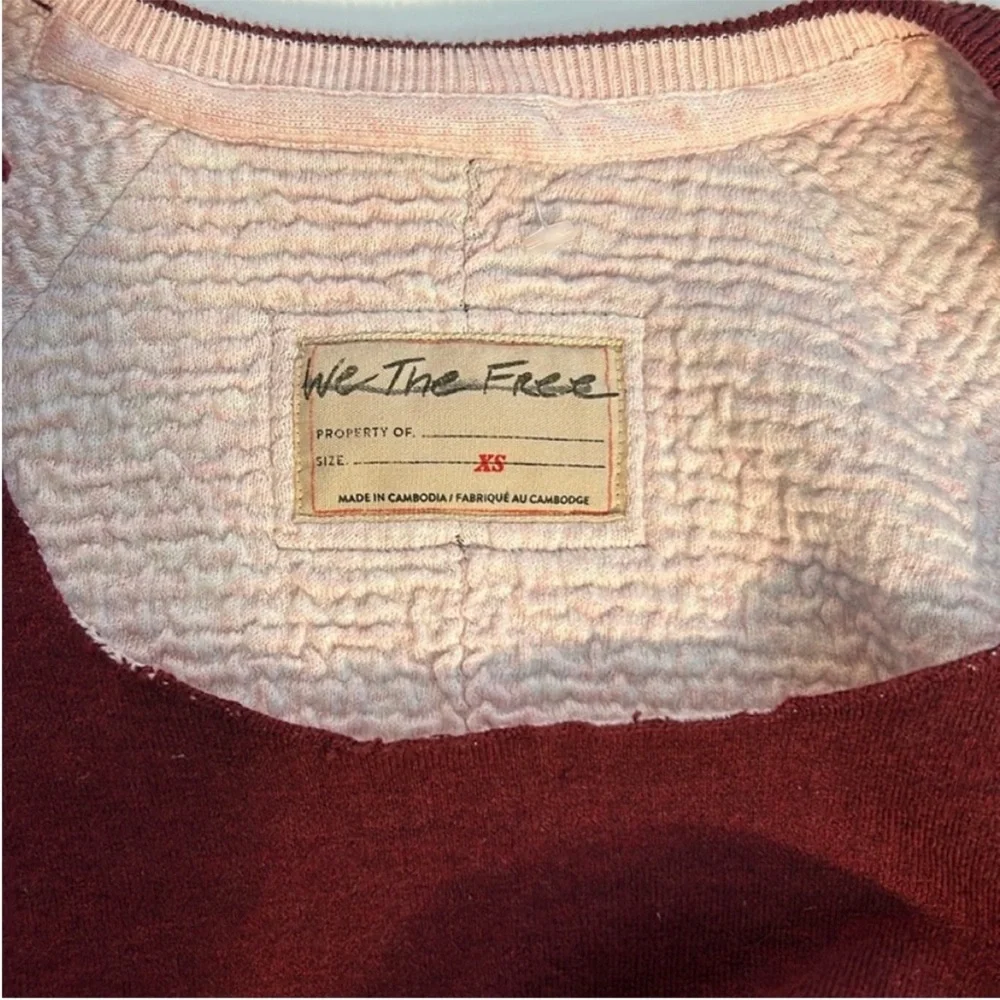 We The Free XSmall Sweatshirt Midnight Pullover in burgundy red with pink piping - Picture 8 of 10